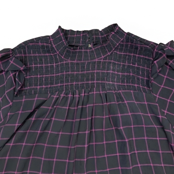 NEW Torrid Crinkle Chiffon Smocked Neck Blouse - Picture 3 of 9